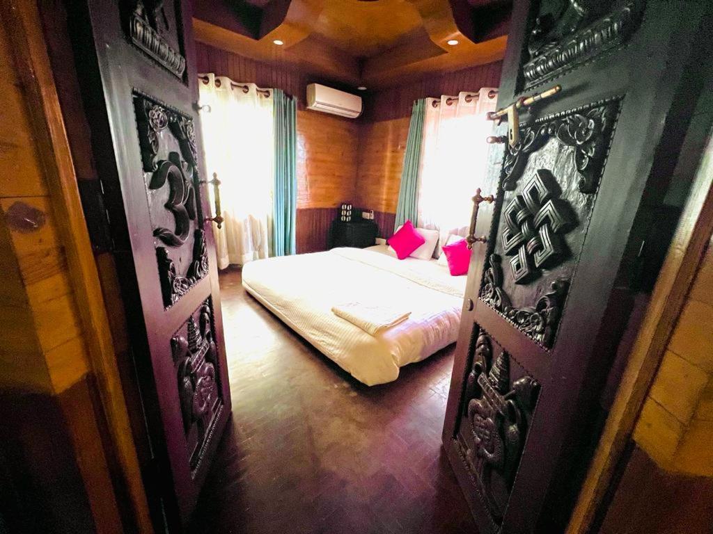 Hostmandu B&B Lalitpur Exterior photo